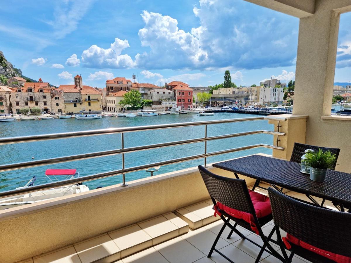 Ferienwohnung Mitra Zonata Blue Omiš Exterior foto