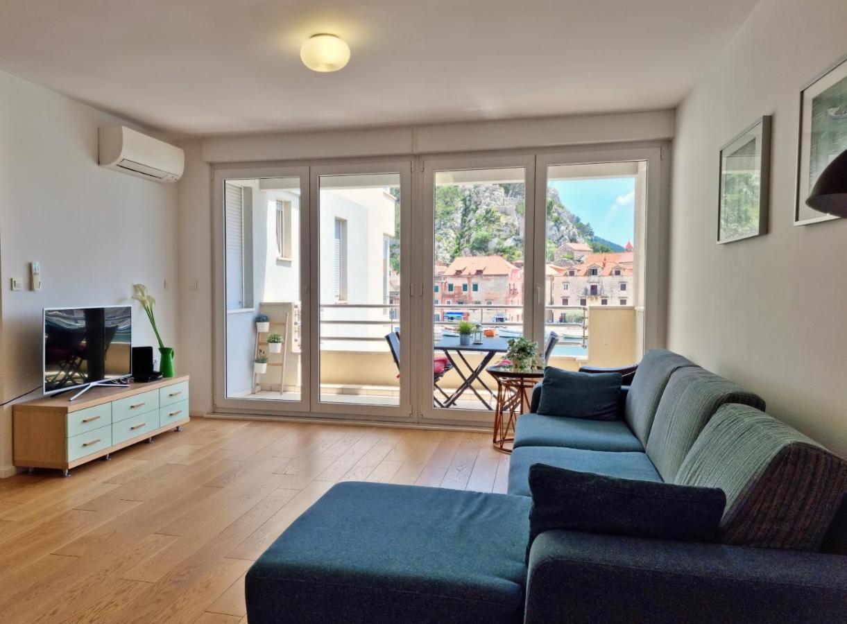 Ferienwohnung Mitra Zonata Blue Omiš Exterior foto