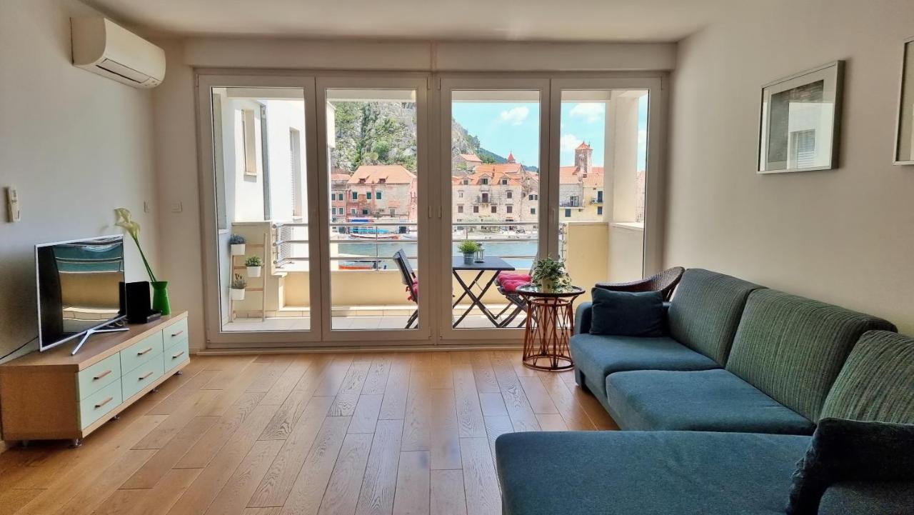 Ferienwohnung Mitra Zonata Blue Omiš Exterior foto