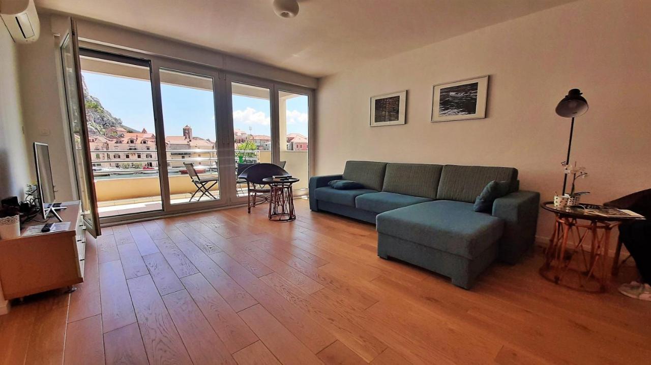 Ferienwohnung Mitra Zonata Blue Omiš Exterior foto